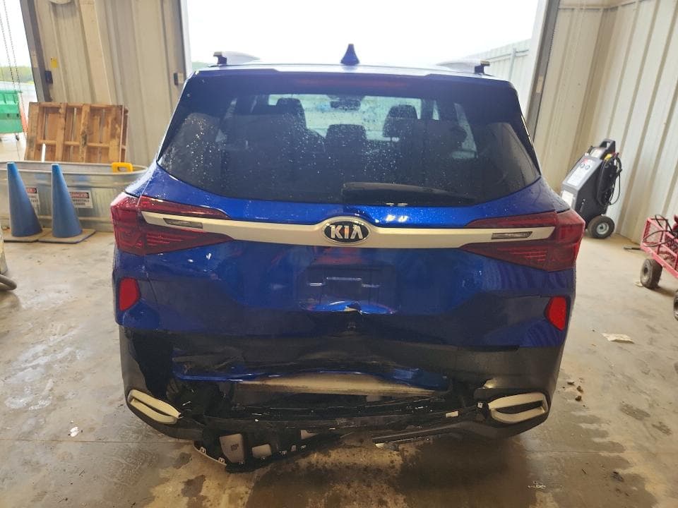 2021 KIA SELTOS S 6