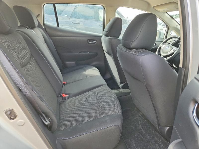 2017 NISSAN LEAF S 10