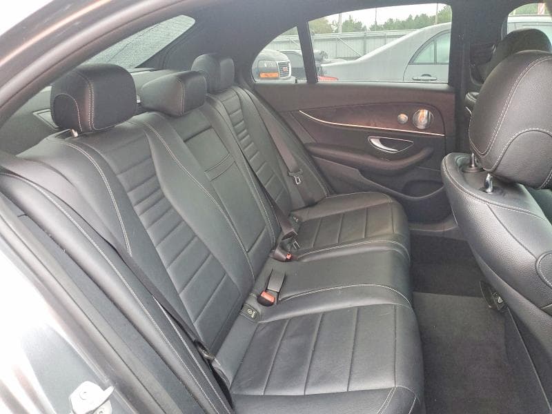 2018 MERCEDES-BENZ E 300 4MATIC 10