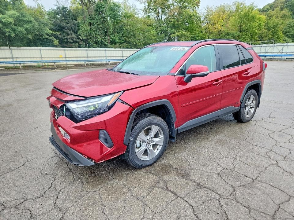 2025 TOYOTA RAV4 HYBRID XLE