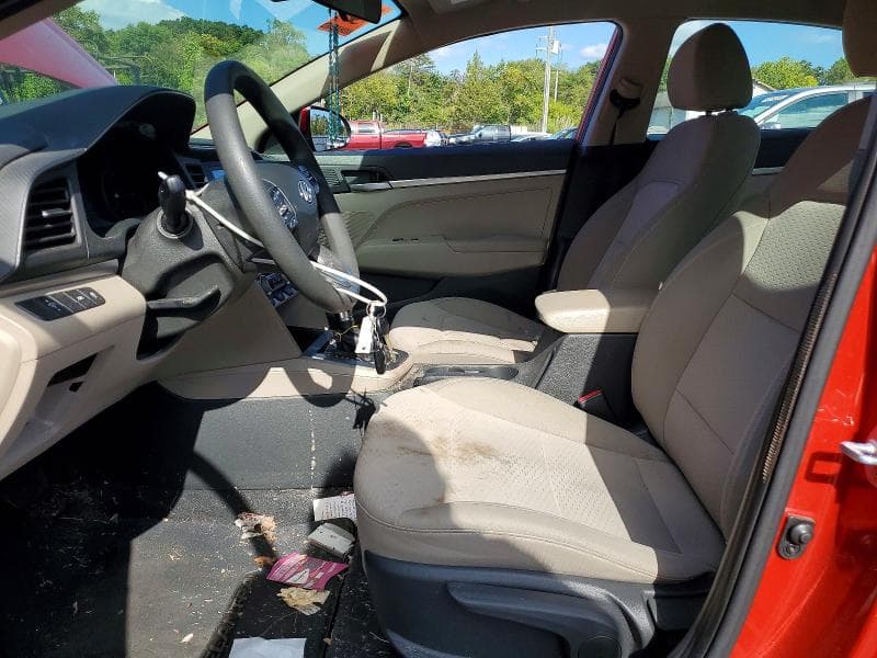 2020 HYUNDAI ELANTRA SE 7
