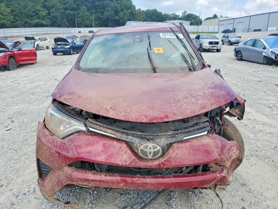 2018 TOYOTA RAV4 LE 5