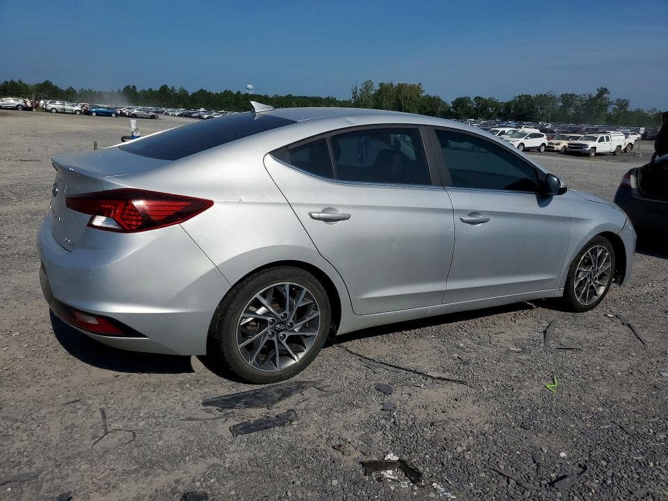2019 HYUNDAI ELANTRA LIMITED 3