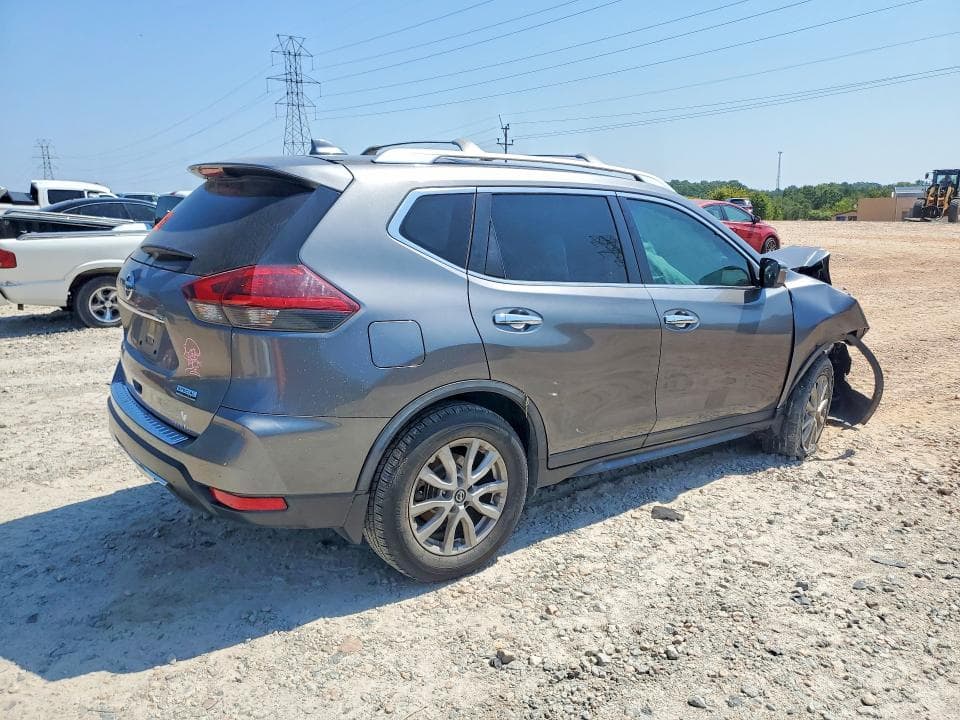 2019 NISSAN ROGUE S 3
