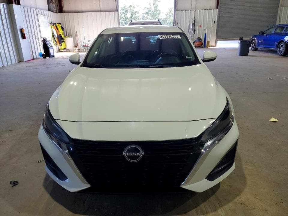 2023 NISSAN ALTIMA S 5