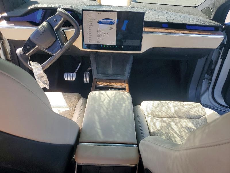 2022 TESLA MODEL X 8