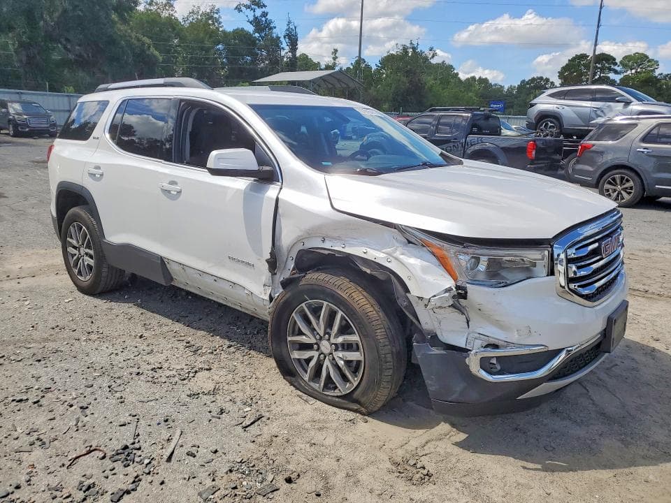 2017 GMC ACADIA SLE 4