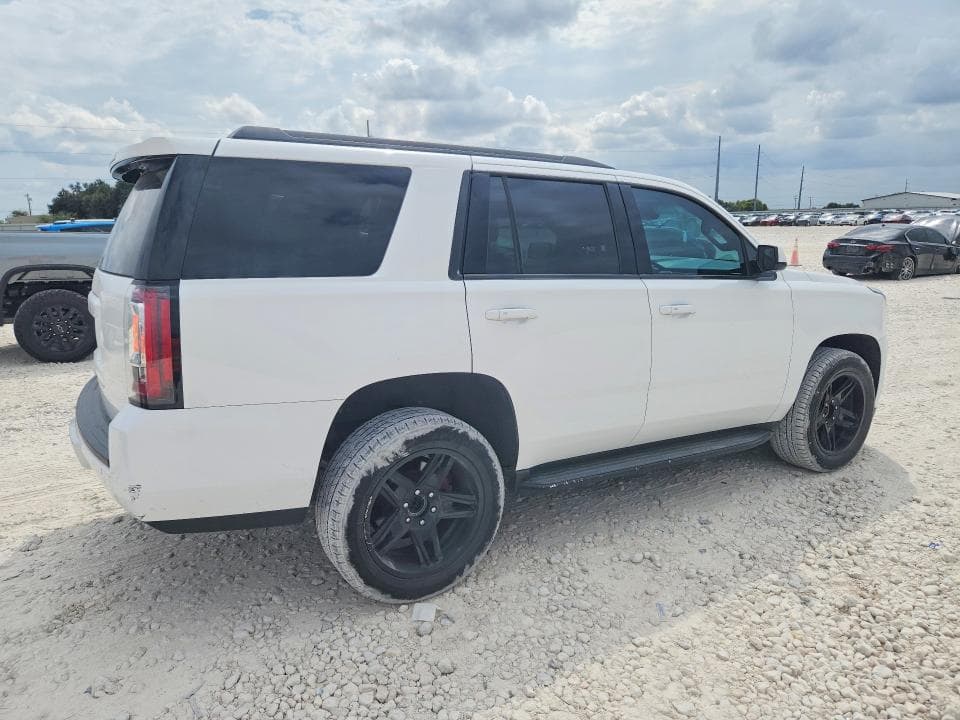 2019 GMC YUKON SLT 3