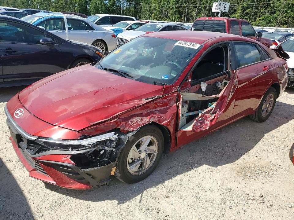 2025 HYUNDAI ELANTRA SE - 1