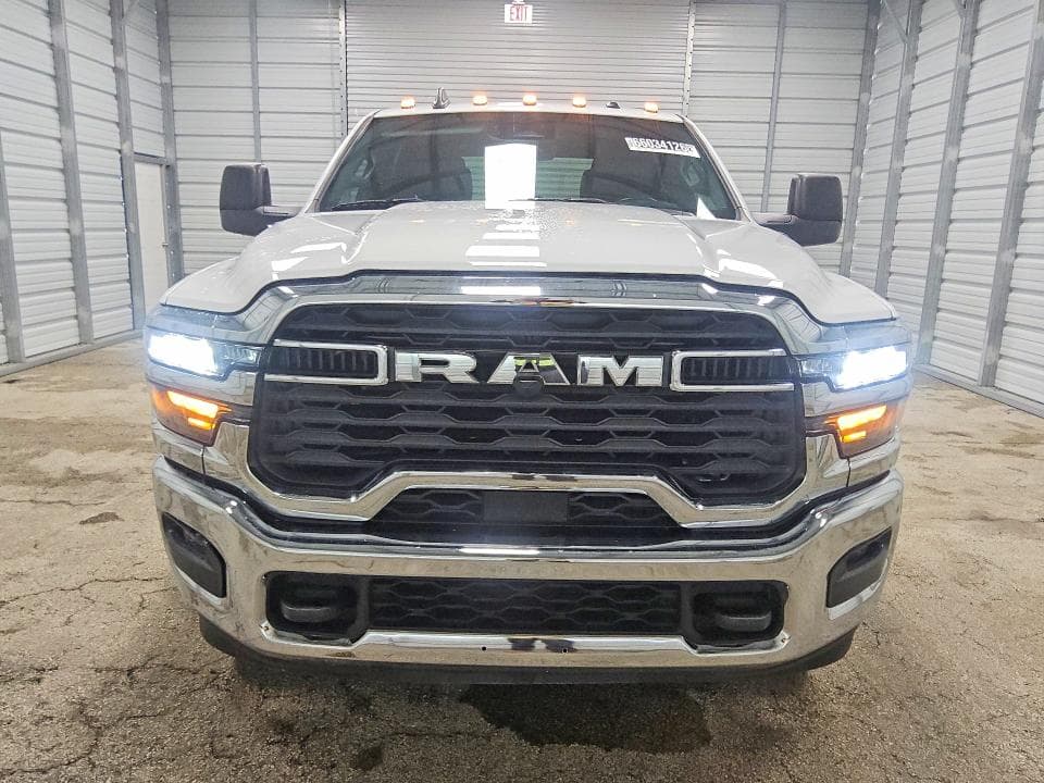 2025 RAM 2500 TRADESMAN 5