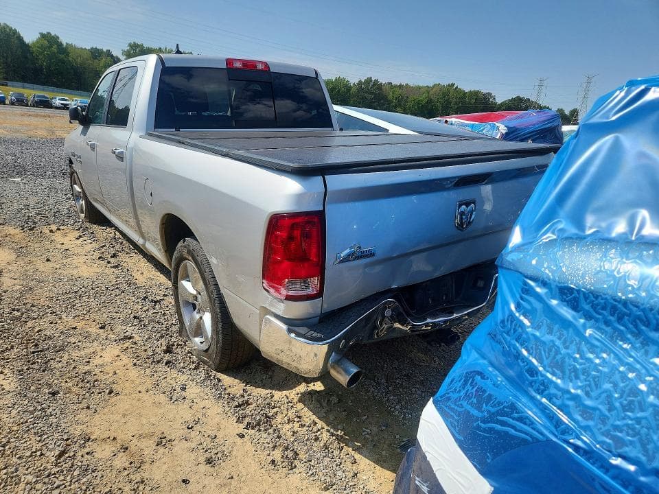 2017 RAM 1500 SLT 6