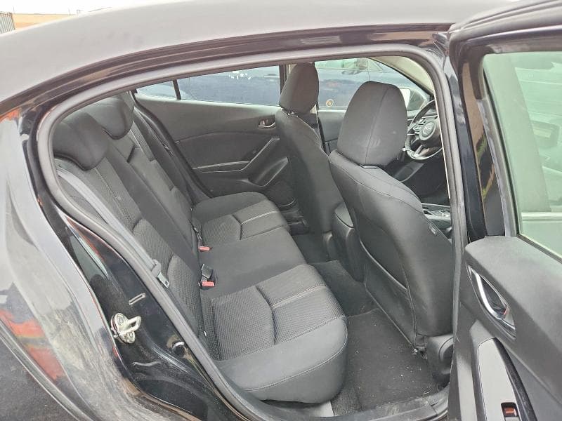 2018 MAZDA 3 GS 10