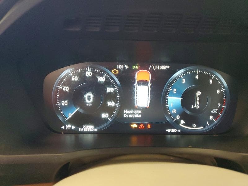 2018 VOLVO XC90 T6 9