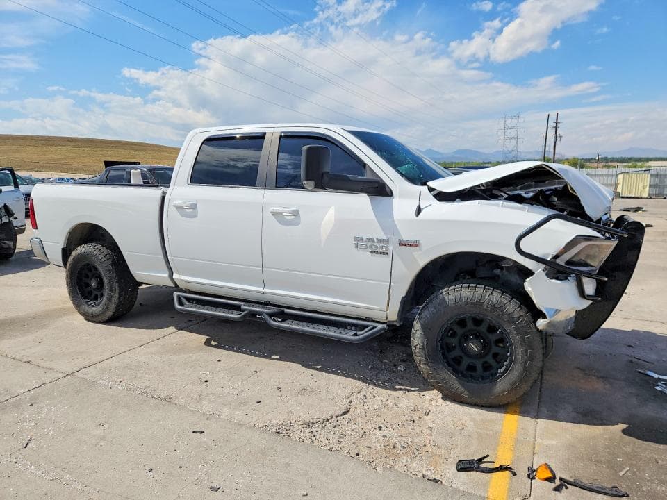 2019 RAM 1500 CLASSIC SLT 4