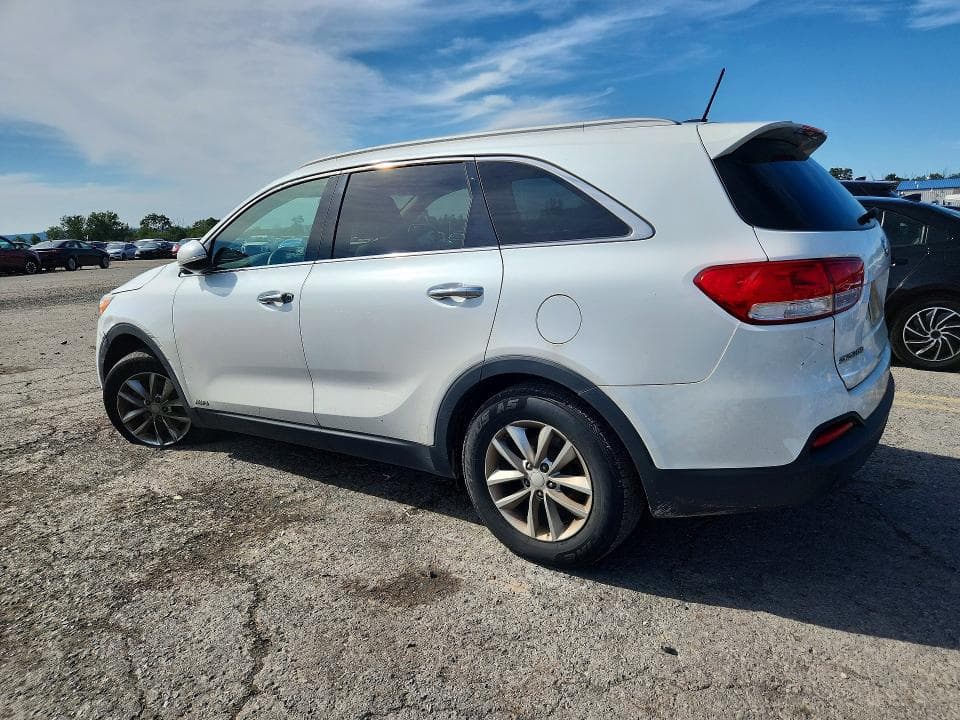 2017 KIA SORENTO LX 2