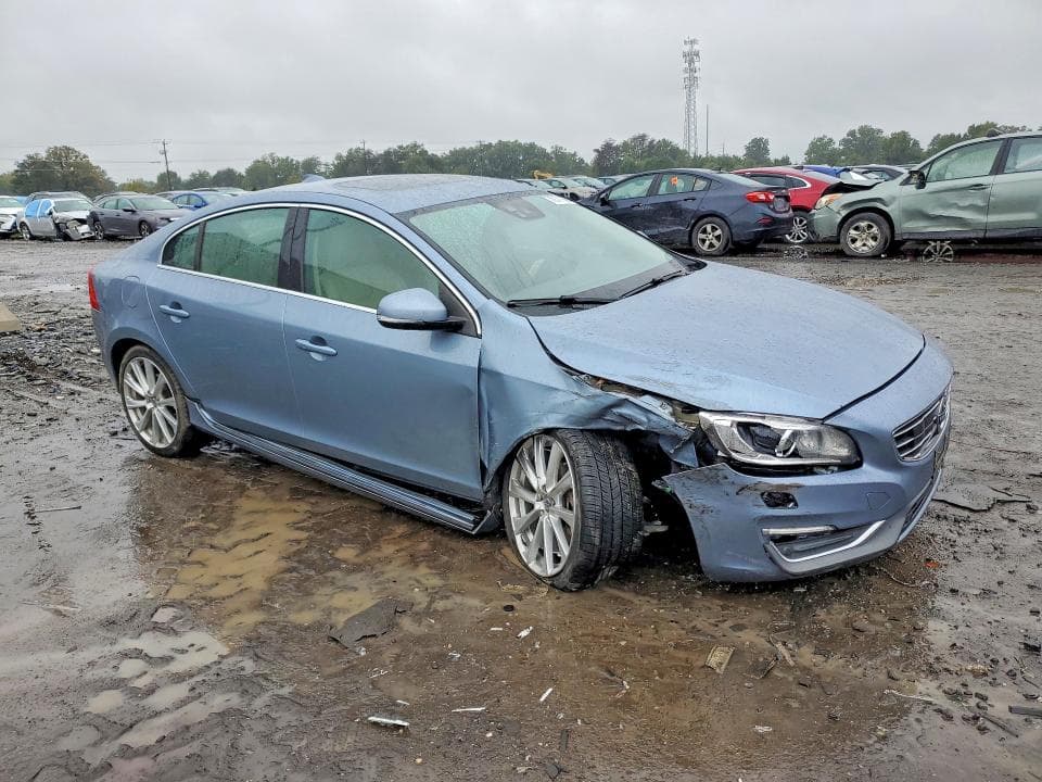 2018 VOLVO S60 PLATINUM 4
