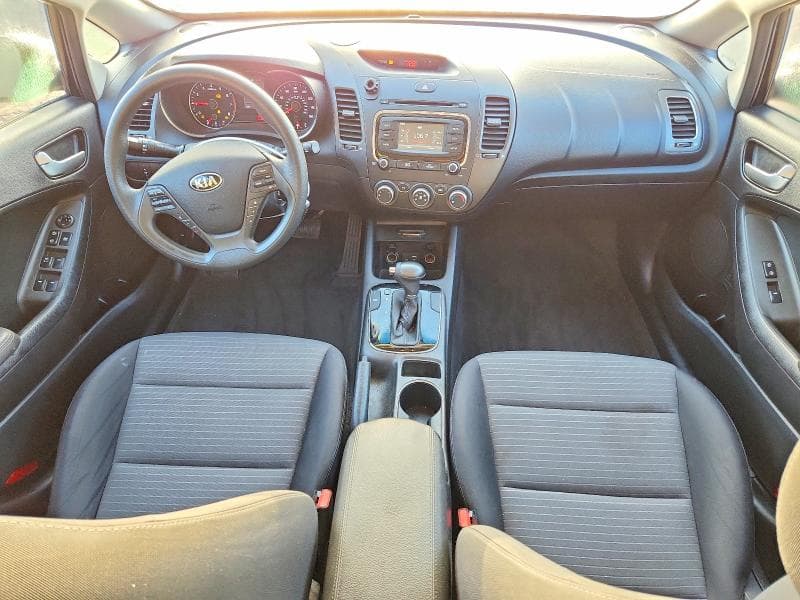 2017 KIA FORTE LX 8