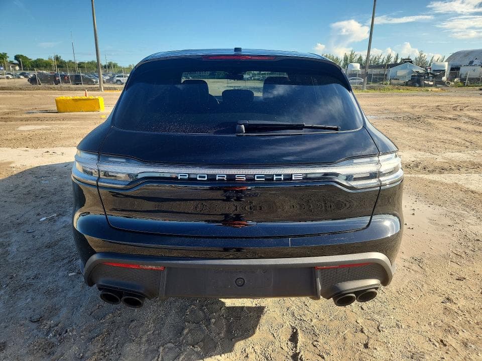 2023 PORSCHE MACAN BASE 6