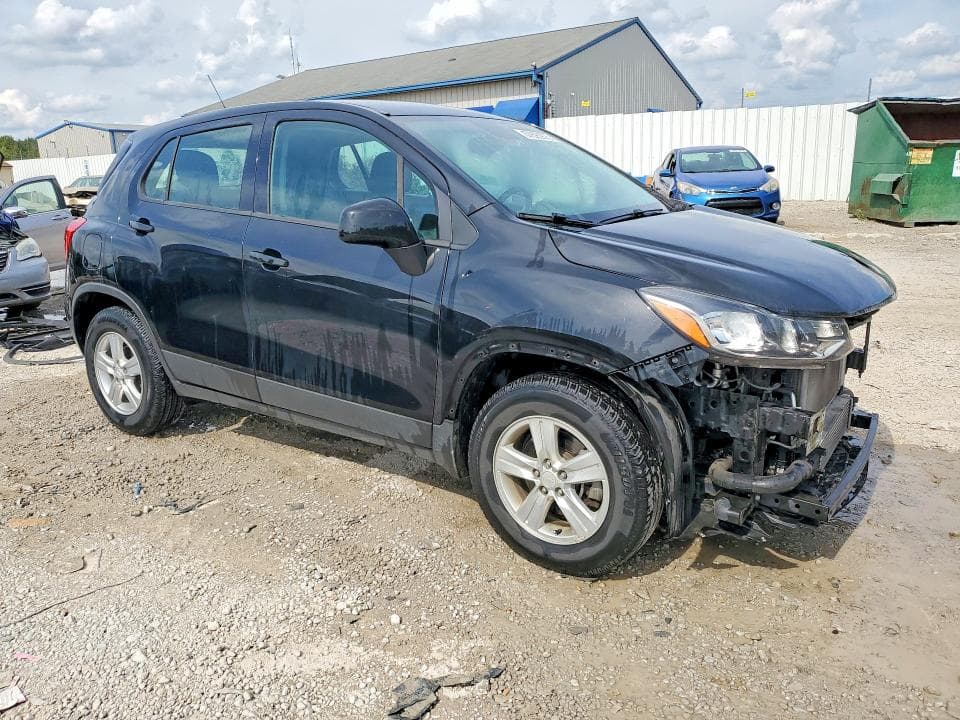 2020 CHEVROLET TRAX LS 4