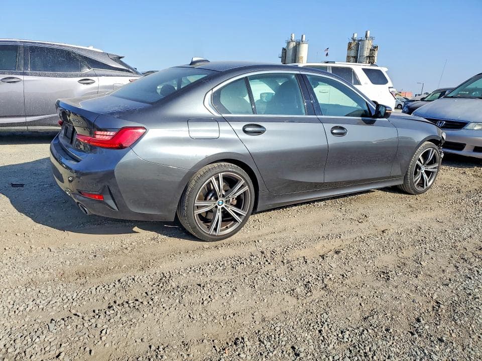 2021 BMW 330E 3
