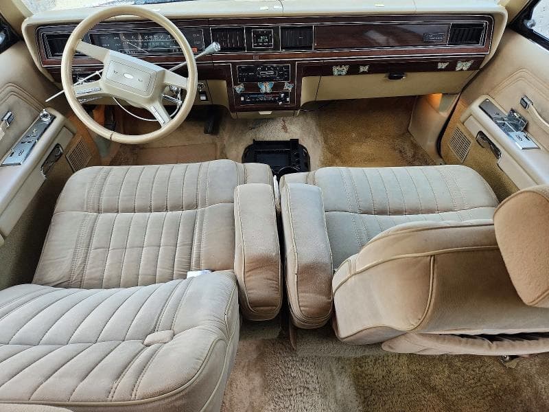 1985 FORD LTD CROWN VICTORIA 8