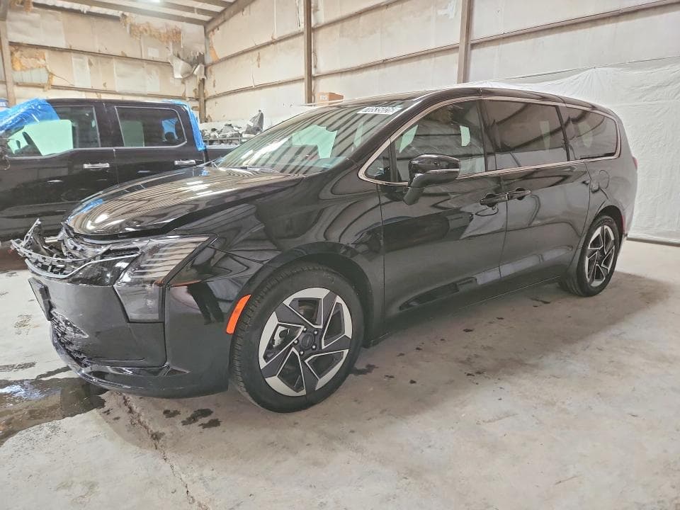 2027 CHRYSLER PACIFICA LIMITED - 1