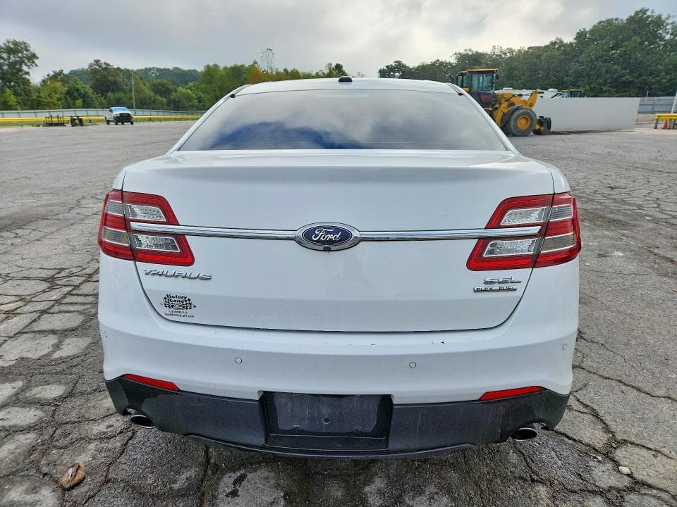 2018 FORD TAURUS SEL 6