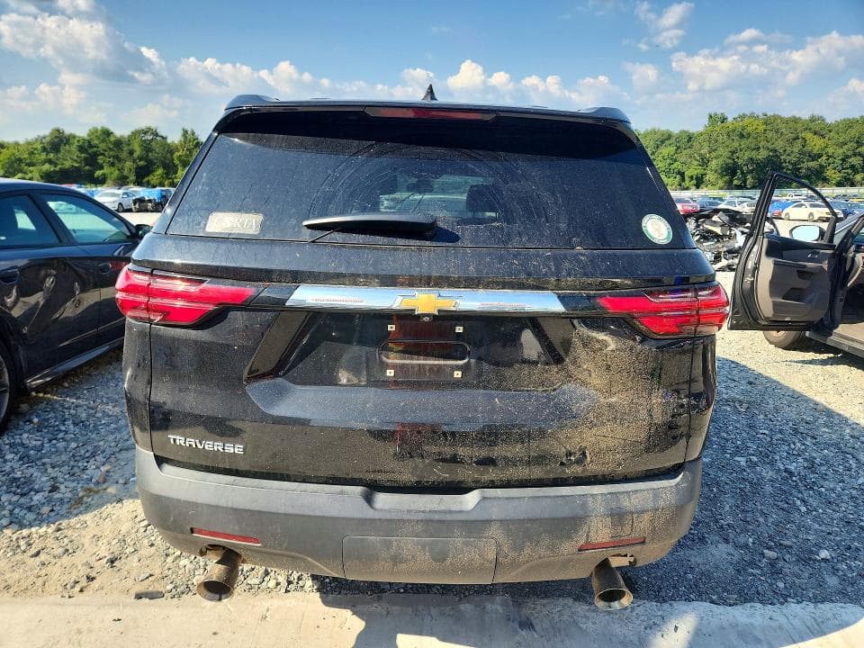 2023 CHEVROLET TRAVERSE LS 6