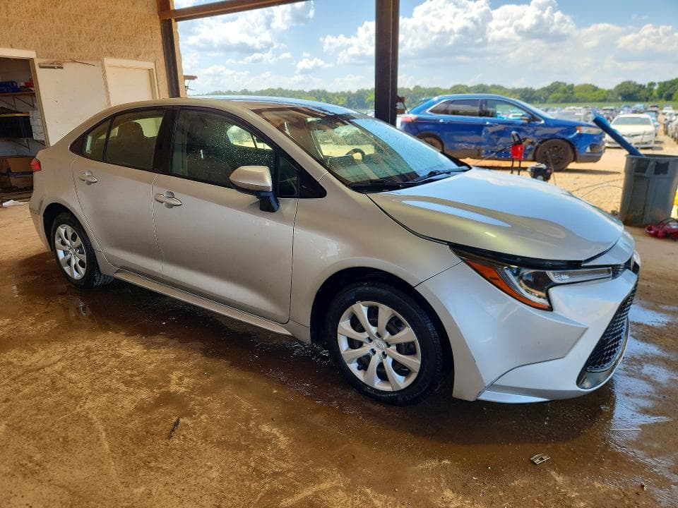 2020 TOYOTA COROLLA LE 4