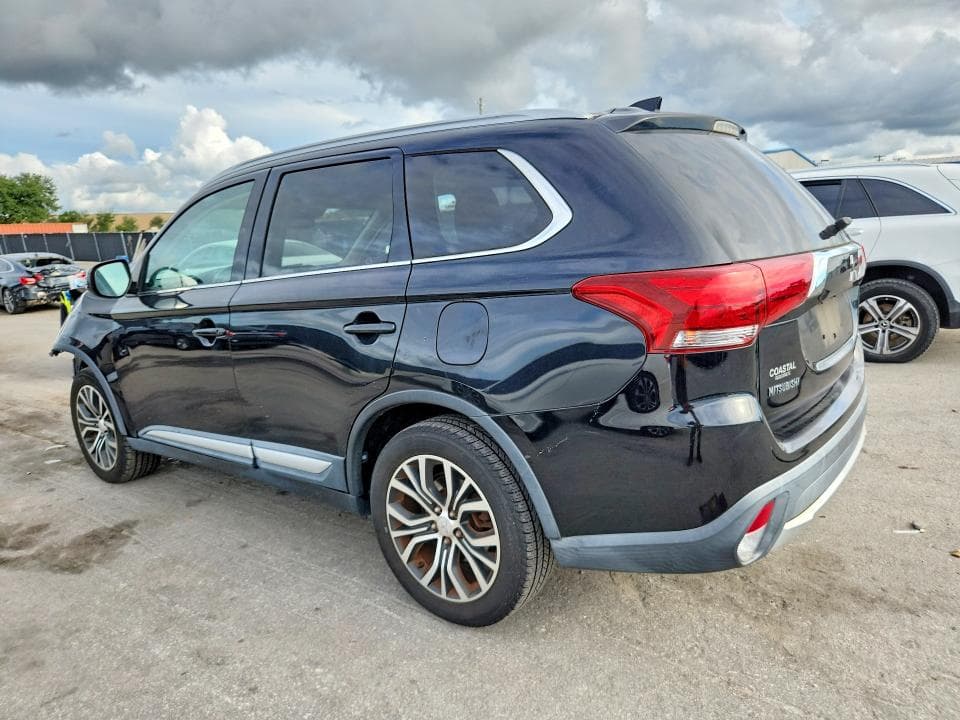 2017 MITSUBISHI OUTLANDER SE 2