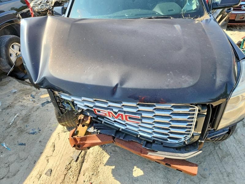 2018 GMC YUKON XL K1500 SLT 12