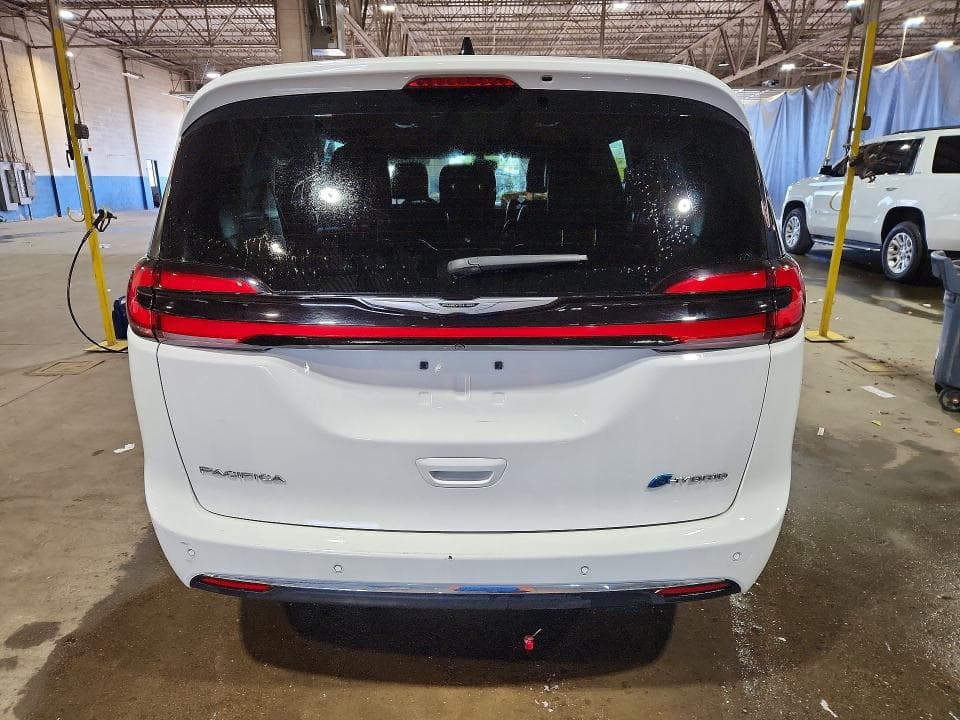 2025 CHRYSLER PACIFICA HYBRID SELECT 6