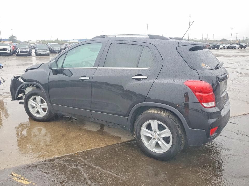 2020 CHEVROLET TRAX 1LT 2