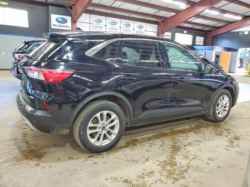 2020 FORD ESCAPE SE 3