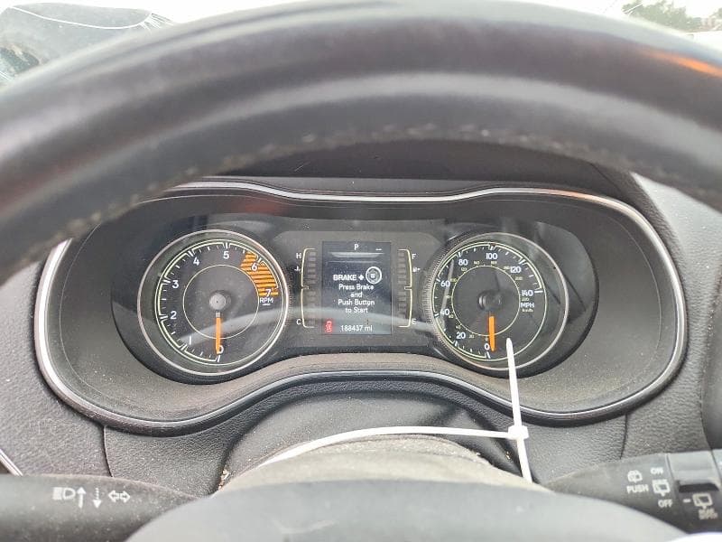 2019 JEEP CHEROKEE LATITUDE PLUS 9