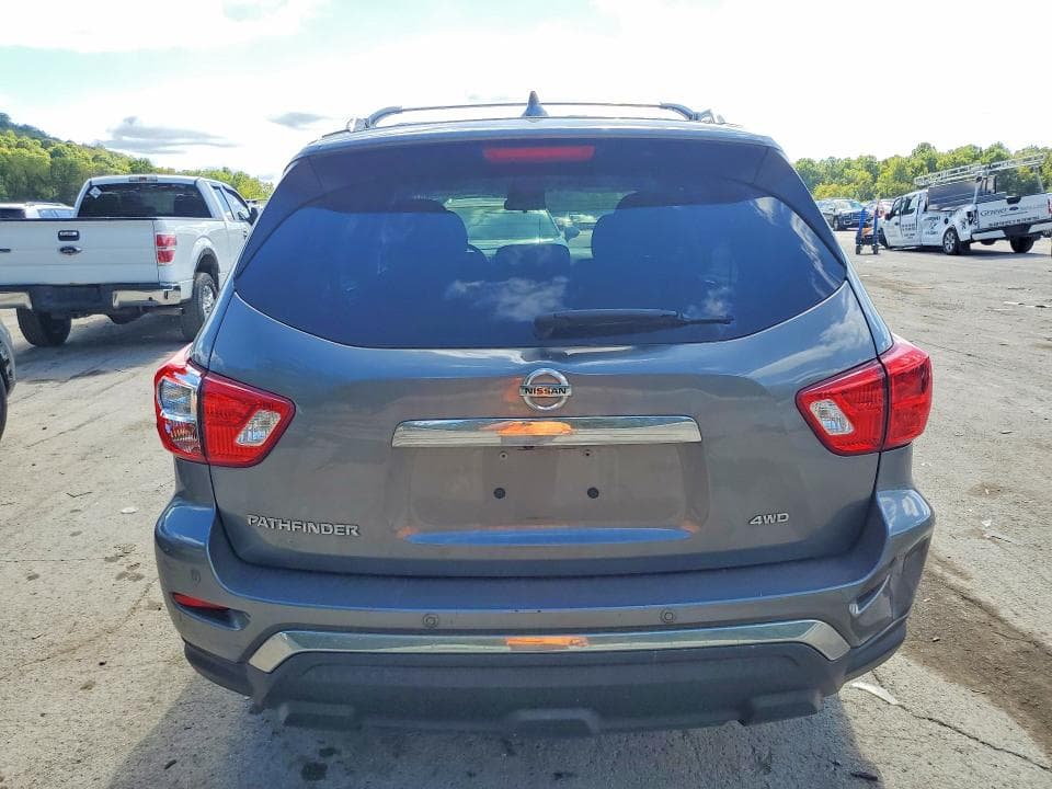 2019 NISSAN PATHFINDER S 6