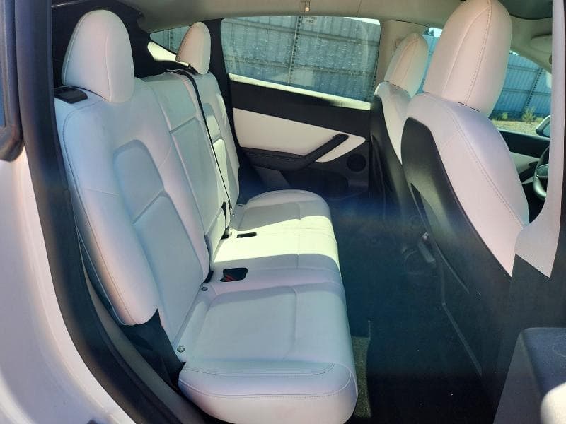 2022 TESLA MODEL Y 10