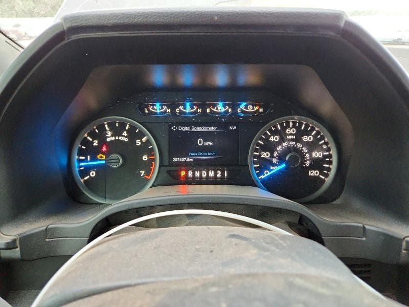 2017 FORD F150 SUPERCREW 9
