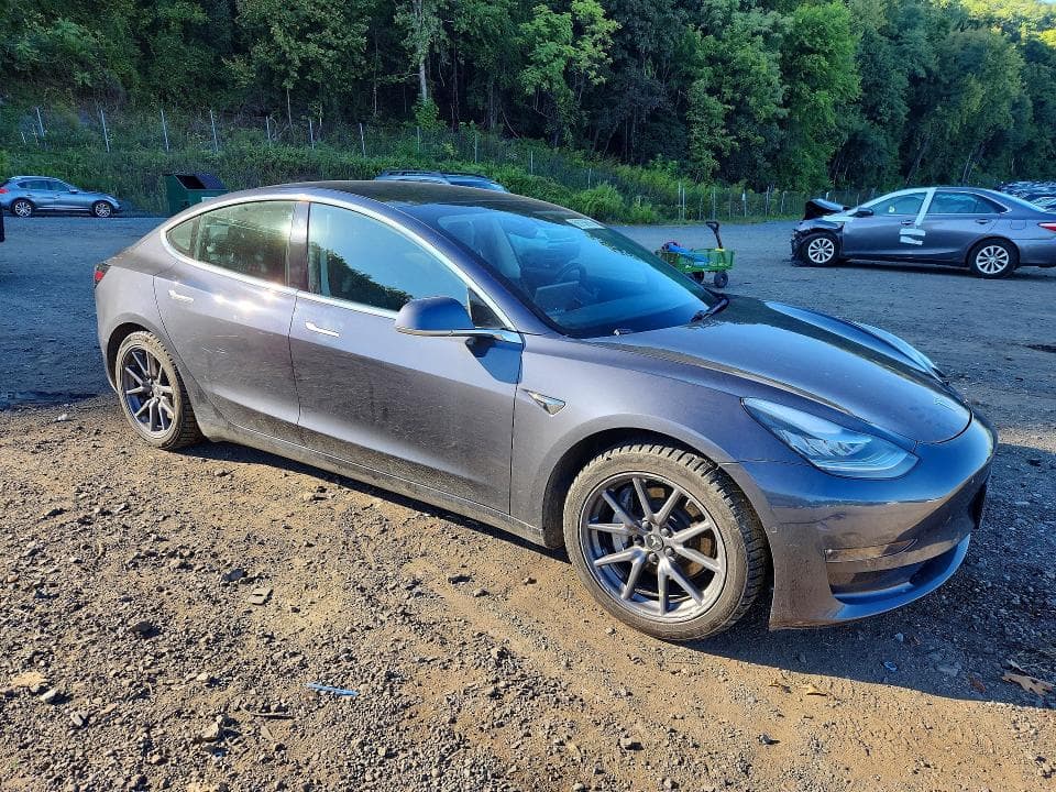 2020 TESLA MODEL 3 4