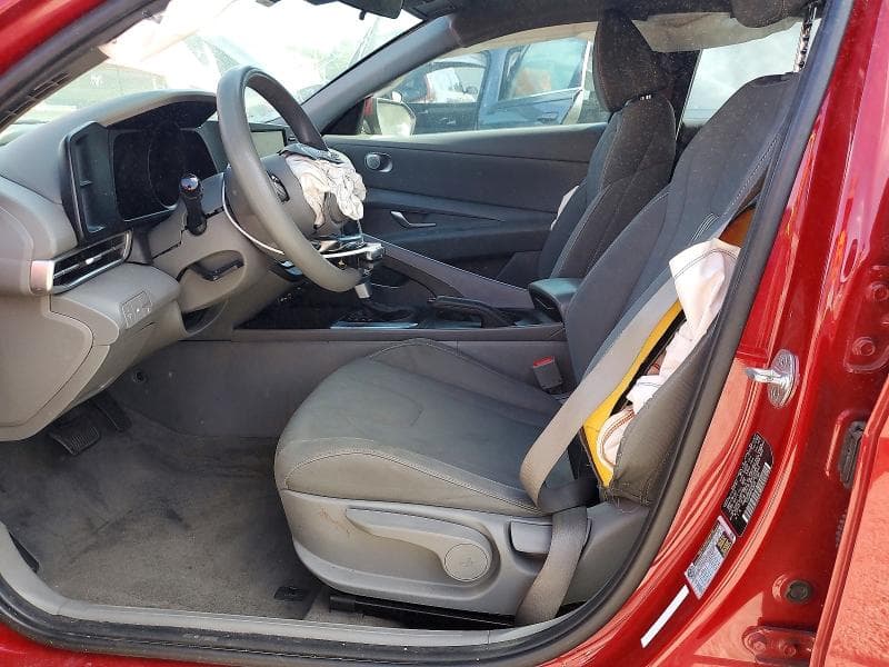 2023 HYUNDAI ELANTRA SEL 7