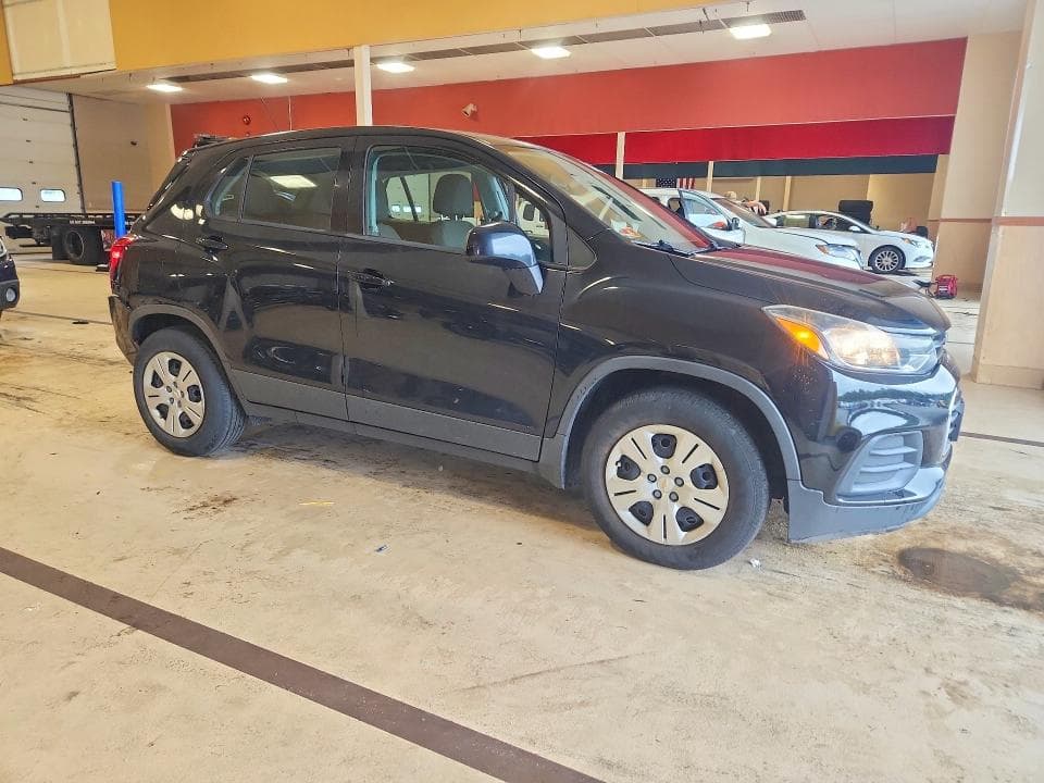 2017 CHEVROLET TRAX LS 4