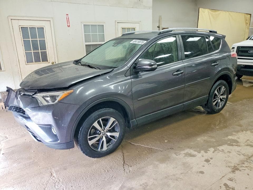 2017 TOYOTA RAV4 XLE - 1