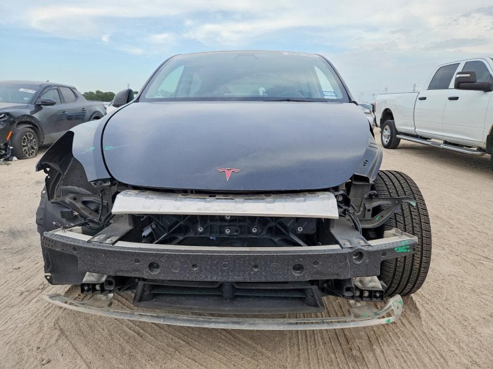 2023 TESLA MODEL Y 5