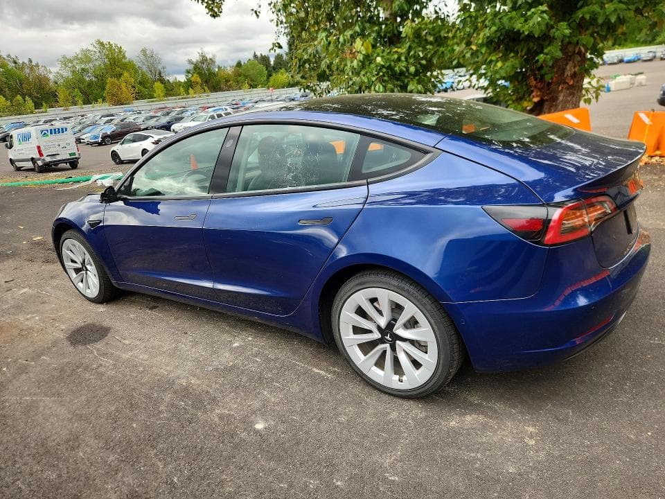 2022 TESLA MODEL 3 2