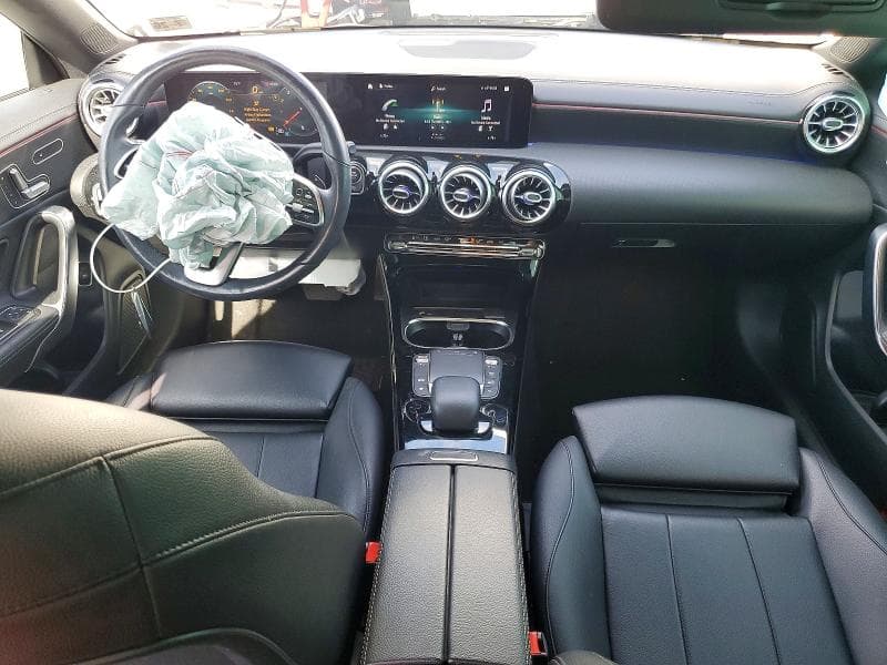 2021 MERCEDES-BENZ CLA 250 4MATIC 8