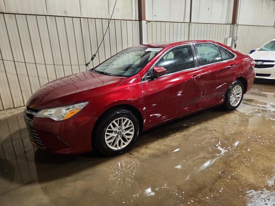 2017 TOYOTA CAMRY LE - 1