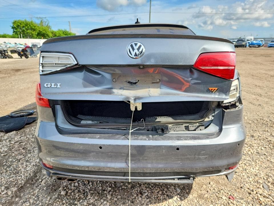 2017 VOLKSWAGEN JETTA GLI 6