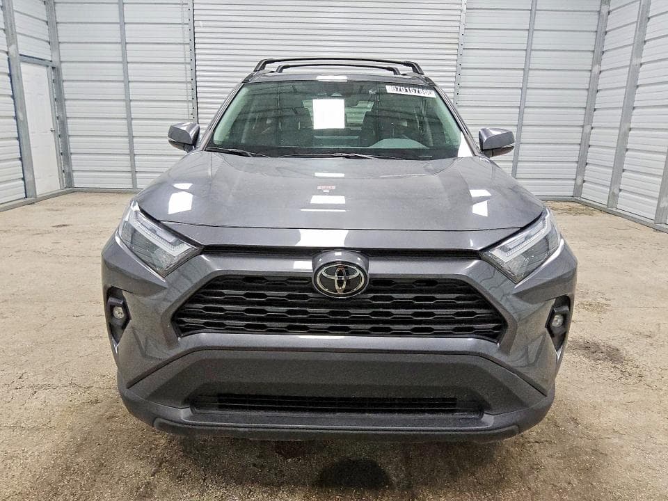 2025 TOYOTA RAV4 XLE PREMIUM 5