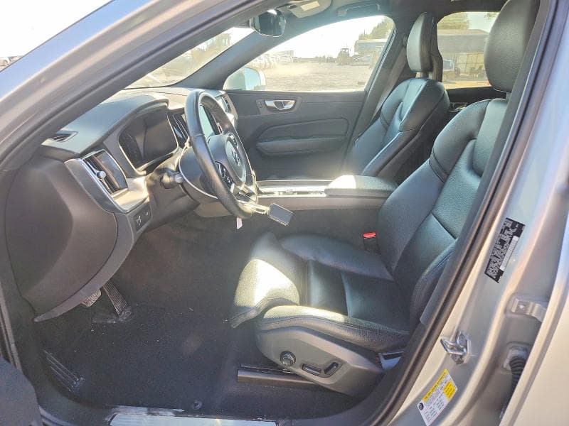 2018 VOLVO XC60 T6 7