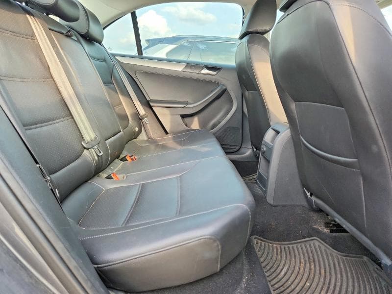 2017 VOLKSWAGEN JETTA SE 10